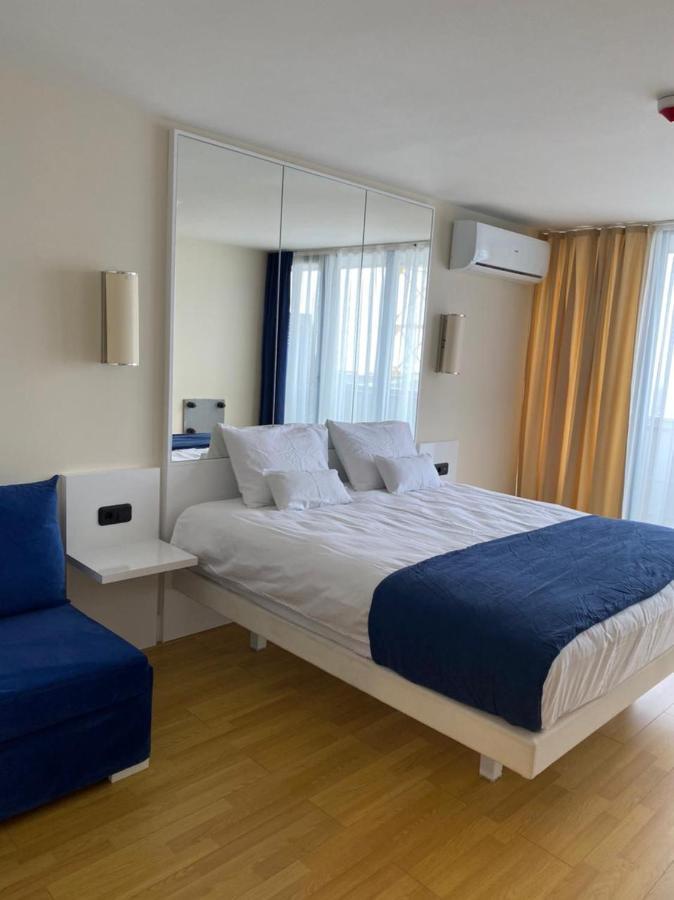 Orbi City Lux Apartment Batumi Exterior foto